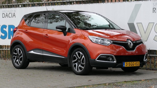 RENAULT CAPTUR