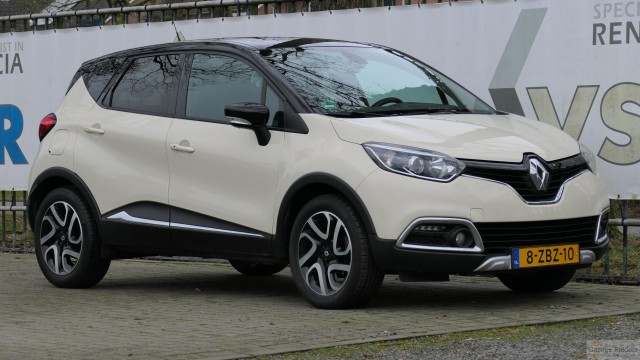 RENAULT CAPTUR TCe 120 EDC Automaat Helly Hansen, Garagebedrijf Bakker Apeldoorn B.V., Apeldoorn