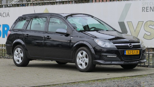 OPEL ASTRA Wagon 1.8 Executive LPG, Garagebedrijf Bakker Apeldoorn B.V., Apeldoorn