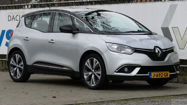 RENAULT SCENIC TCe 115 Intens, Garagebedrijf Bakker Apeldoorn B.V., Apeldoorn