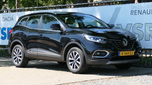 RENAULT KADJAR TCe 140 Intens, Garagebedrijf Bakker Apeldoorn B.V., Apeldoorn