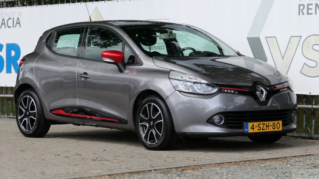 RENAULT CLIO TCe 90 Expression, Garagebedrijf Bakker Apeldoorn B.V., Apeldoorn