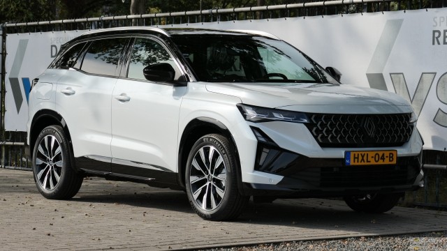 RENAULT AUSTRAL 1.2 200 HEV Full Hybrid Techno, Garagebedrijf Bakker Apeldoorn B.V., Apeldoorn