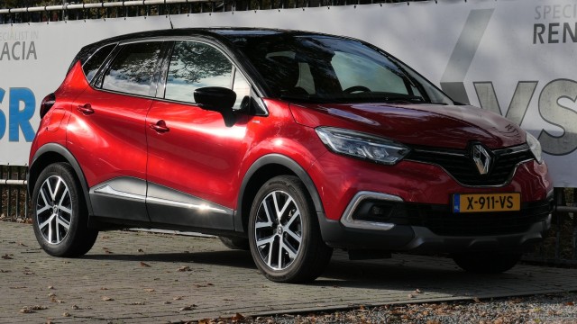 RENAULT CAPTUR TCe 150 EDC Automaat Red Edition, Garagebedrijf Bakker Apeldoorn B.V., Apeldoorn