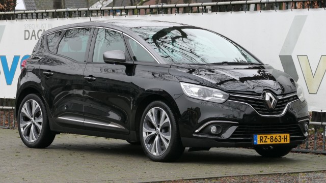 RENAULT SCENIC TCe 130 Intens, Garagebedrijf Bakker Apeldoorn B.V., Apeldoorn