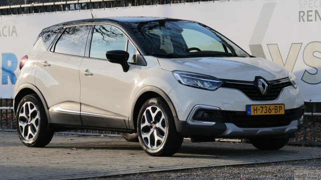 RENAULT CAPTUR TCe 90 Intens, Garagebedrijf Bakker Apeldoorn B.V., Apeldoorn
