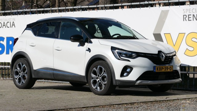 Renault Captur - TCe 140 EDC Automaat Intens