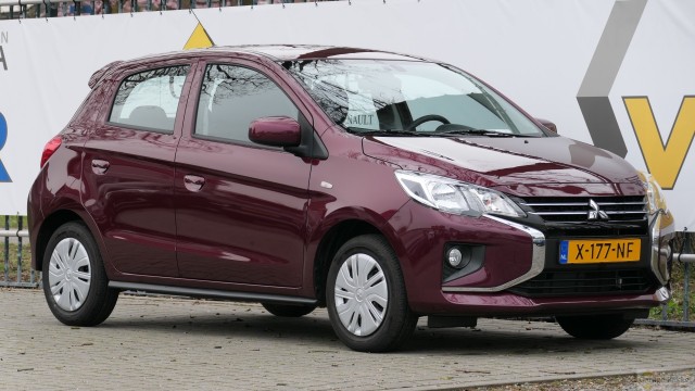 Mitsubishi Space star - 1.2 Connect+