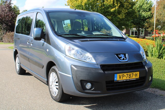 PEUGEOT EXPERT Rolstoelbus 2.0 HDI Profit+ Airco/Cruise/PDC/Trekhaak, Autobedrijf Roetert, Loenen