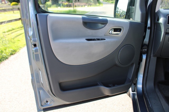 PEUGEOT EXPERT Rolstoelbus 2.0 HDI Profit+ Airco/Cruise/PDC/Trekhaak, Autobedrijf Roetert, Loenen