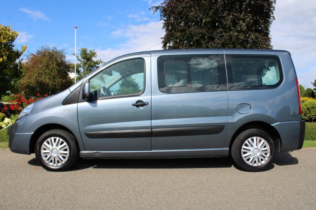 PEUGEOT EXPERT Rolstoelbus 2.0 HDI Profit+ Airco/Cruise/PDC/Trekhaak, Autobedrijf Roetert, Loenen