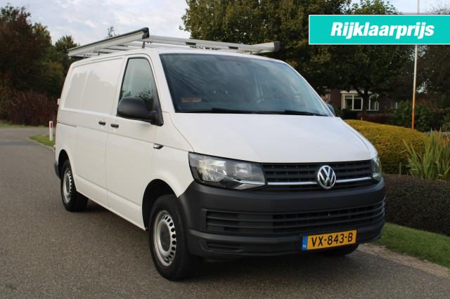 VOLKSWAGEN TRANSPORTER 2.0 TDI 102pk L1H1 Trendline airco/cruise/bluetooth/trekhaak/imp, Autobedrijf Roetert, Loenen