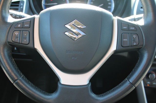 SUZUKI SX4 S-CROSS 1.6 120pk ECC/cruise/panorama-schuifdak/trekhaak, Autobedrijf Roetert, Loenen