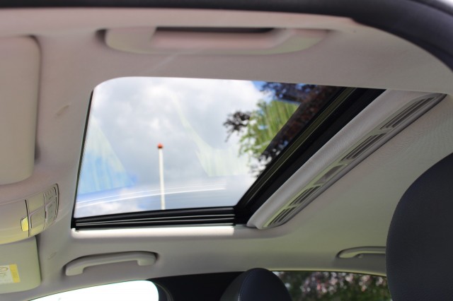 MERCEDES-BENZ E-KLASSE 250 211pk Sedan Prestige Plus automaat ECC/cruise/navi/camera, Autobedrijf Roetert, Loenen