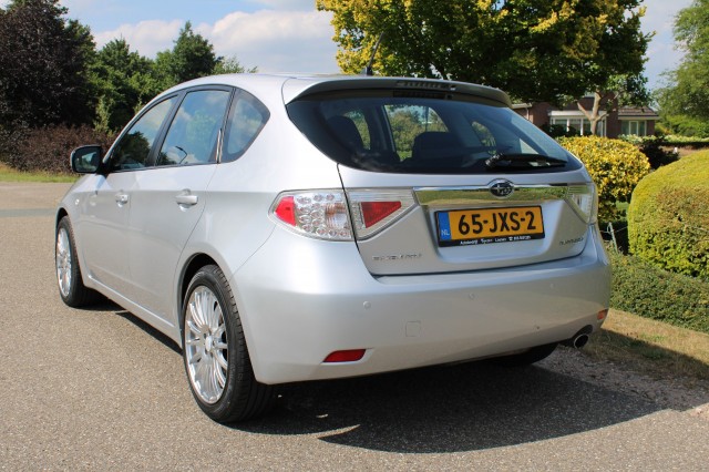 SUBARU IMPREZA 1.5R 107pk Luxury 5-drs ECC/Cruise/PDC/Stoelverwarming, Autobedrijf Roetert, Loenen
