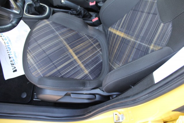 OPEL CORSA-E 1.4 90pk Color Edition airco/cruise/PDC/lm velgen 5-drs, Autobedrijf Roetert, Loenen