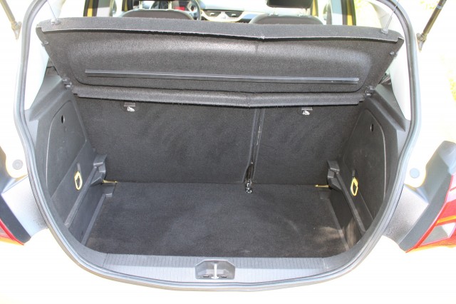 OPEL CORSA-E 1.4 90pk Color Edition airco/cruise/PDC/lm velgen 5-drs, Autobedrijf Roetert, Loenen