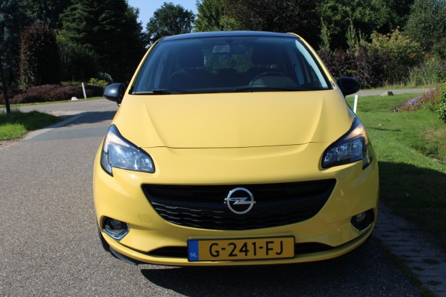 OPEL CORSA-E 1.4 90pk Color Edition airco/cruise/PDC/lm velgen 5-drs, Autobedrijf Roetert, Loenen