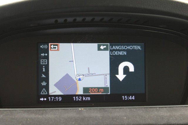 BMW 3-SERIE 325I 218pk High Executive automaat leer/ECC/navi/schuifdak handelsprijs, Autobedrijf Roetert, Loenen