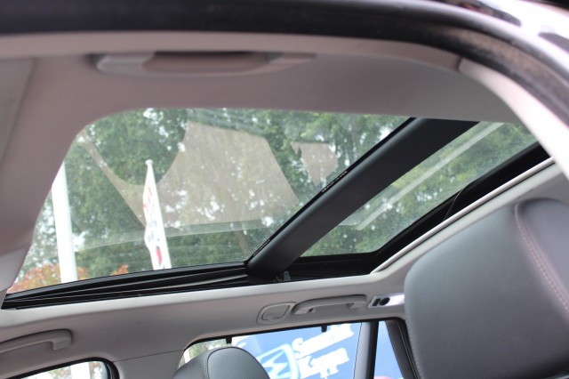 BMW 3-SERIE 325I 218pk High Executive automaat leer/ECC/navi/schuifdak handelsprijs, Autobedrijf Roetert, Loenen