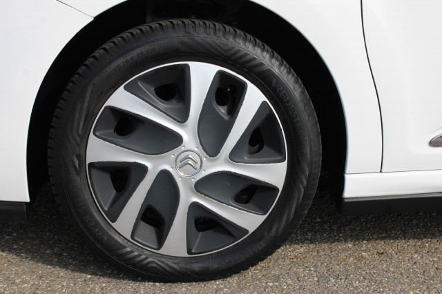 CITROEN DS3 1.6 E-HDI 92pk So Chic ECC/cruise/navi/PDC/trekhaak 1e eigenaar, Autobedrijf Roetert, Loenen