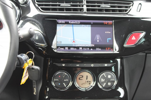 CITROEN DS3 1.6 E-HDI 92pk So Chic ECC/cruise/navi/PDC/trekhaak 1e eigenaar, Autobedrijf Roetert, Loenen