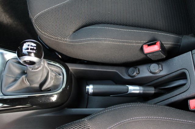 CITROEN DS3 1.6 E-HDI 92pk So Chic ECC/cruise/navi/PDC/trekhaak 1e eigenaar, Autobedrijf Roetert, Loenen