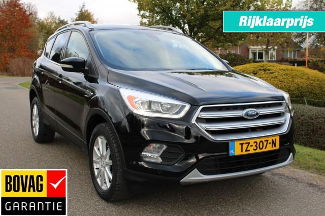 FORD KUGA 1.5 150pk EcoBoost Titanium ECC/CarPlay/Park ass/Trekhaak/Stoelverw, Autobedrijf Roetert, Loenen