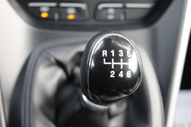 FORD KUGA 1.5 150pk Trend Ultimate ECC/Cruise/Navi/PDC/Trekhaak/Stoelverw, Autobedrijf Roetert, Loenen