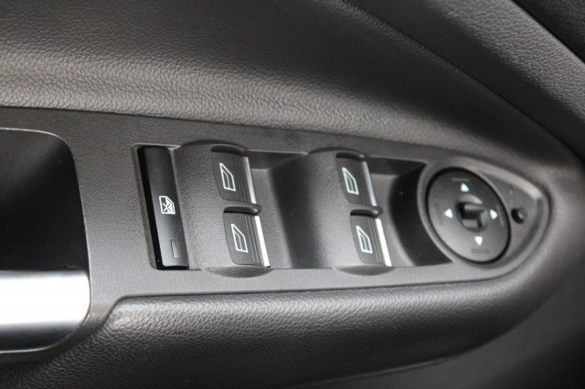 FORD KUGA 1.5 150pk Trend Ultimate ECC/Cruise/Navi/PDC/Trekhaak/Stoelverw, Autobedrijf Roetert, Loenen