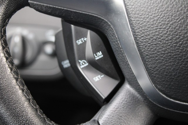 FORD KUGA 1.5 150pk Trend Ultimate ECC/Cruise/Navi/PDC/Trekhaak/Stoelverw, Autobedrijf Roetert, Loenen