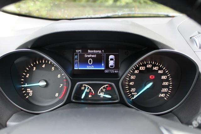 FORD KUGA 1.5 150pk Trend Ultimate ECC/Cruise/Navi/PDC/Trekhaak/Stoelverw, Autobedrijf Roetert, Loenen