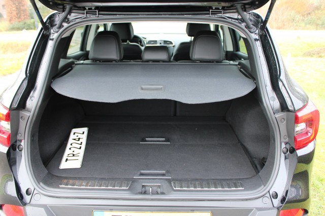 RENAULT KADJAR 1.2 TCE 130pk Intens ECC/cruise/navi/camera/PDC/trekhaak, Autobedrijf Roetert, Loenen