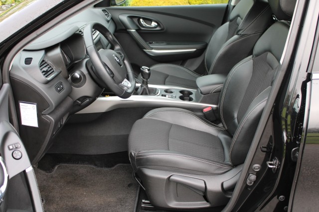 RENAULT KADJAR 1.2 TCE 130pk Intens ECC/cruise/navi/camera/PDC/trekhaak, Autobedrijf Roetert, Loenen