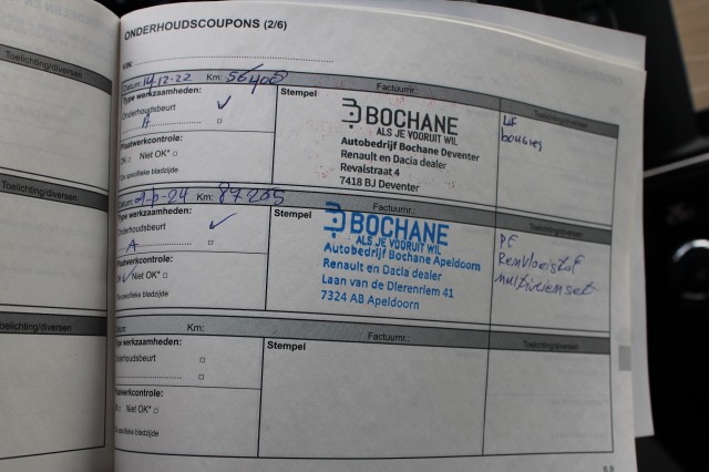 RENAULT KADJAR 1.2 TCE 130pk Intens ECC/cruise/navi/camera/PDC/trekhaak, Autobedrijf Roetert, Loenen