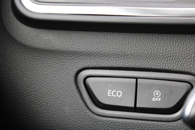 RENAULT KADJAR 1.2 TCE 130pk Intens ECC/cruise/navi/camera/PDC/trekhaak, Autobedrijf Roetert, Loenen