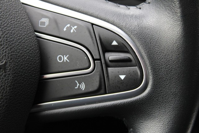 RENAULT KADJAR 1.2 TCE 130pk Intens ECC/cruise/navi/camera/PDC/trekhaak, Autobedrijf Roetert, Loenen