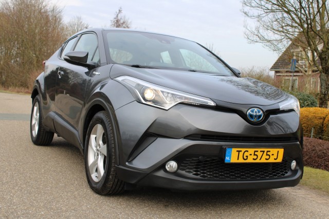 TOYOTA C-HR 1.8 122pk Hybrid Automaat Active ECC/Cruise/Navi/Camera, Autobedrijf Roetert, Loenen