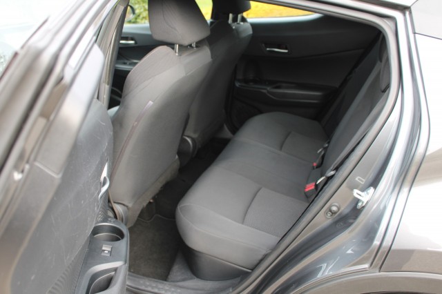 TOYOTA C-HR 1.8 122pk Hybrid Automaat Active ECC/Cruise/Navi/Camera, Autobedrijf Roetert, Loenen