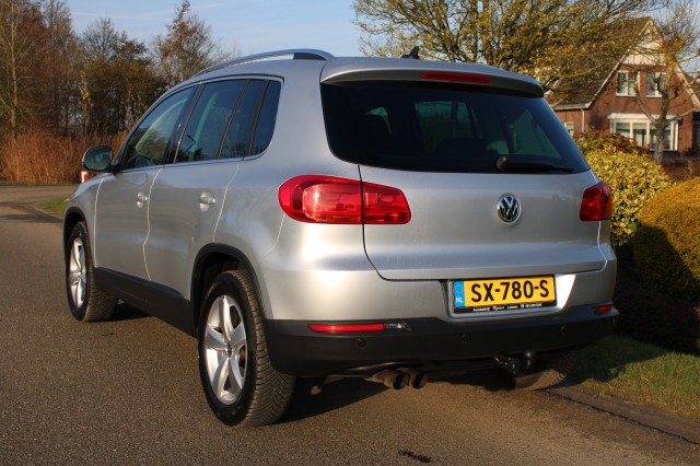 VOLKSWAGEN TIGUAN 1.4TSI 122pk Sport&Style ECC/cruise/navi/PDC/trekhaak, Autobedrijf Roetert, Loenen
