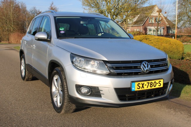 VOLKSWAGEN TIGUAN 1.4TSI 122pk Sport&Style ECC/cruise/navi/PDC/trekhaak, Autobedrijf Roetert, Loenen