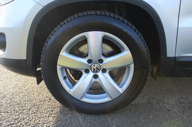 VOLKSWAGEN TIGUAN 1.4TSI 122pk Sport&Style ECC/cruise/navi/PDC/trekhaak, Autobedrijf Roetert, Loenen