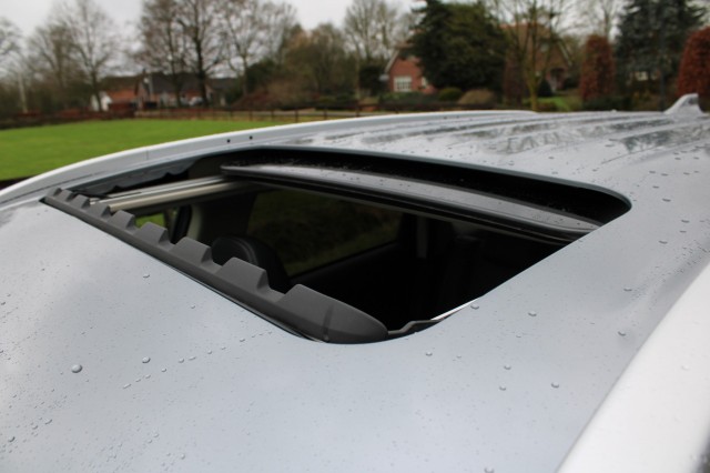 MITSUBISHI OUTLANDER 2.0 PHEV PRESTIGE, Autobedrijf Roetert, Loenen