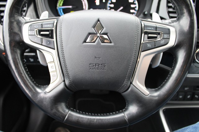 MITSUBISHI OUTLANDER 2.0 PHEV PRESTIGE, Autobedrijf Roetert, Loenen