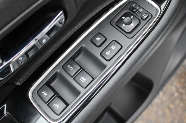 MITSUBISHI OUTLANDER 2.0 PHEV PRESTIGE, Autobedrijf Roetert, Loenen