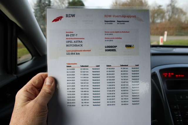 OPEL ASTRA 1.4 Turbo 140pk Cosmo Sedan airco/cruise/lm velgen, Autobedrijf Roetert, Loenen