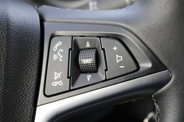 OPEL ASTRA 1.4 Turbo 140pk Cosmo Sedan airco/cruise/lm velgen, Autobedrijf Roetert, Loenen