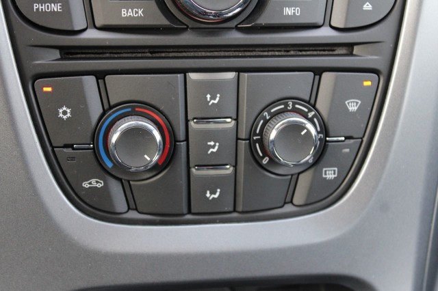 OPEL ASTRA 1.4 Turbo 140pk Cosmo Sedan airco/cruise/lm velgen, Autobedrijf Roetert, Loenen