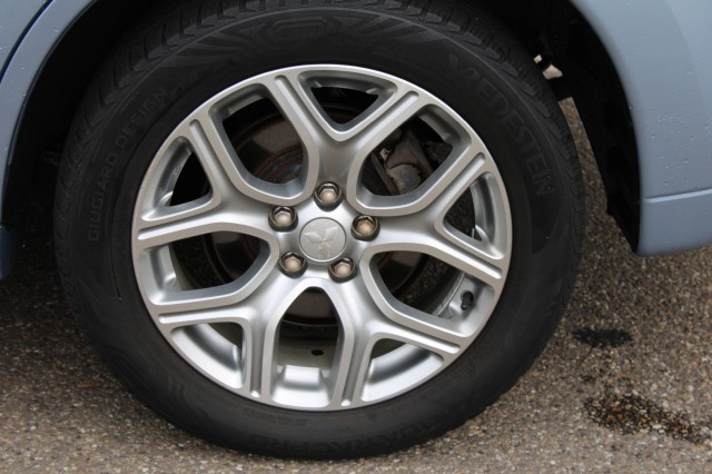 MITSUBISHI OUTLANDER 2.0PHEV 203pk Instyle automaat 4WD/leer/ECC/cruise/navi/schuifdak/standkachel/trekhaak, Autobedrijf Roetert