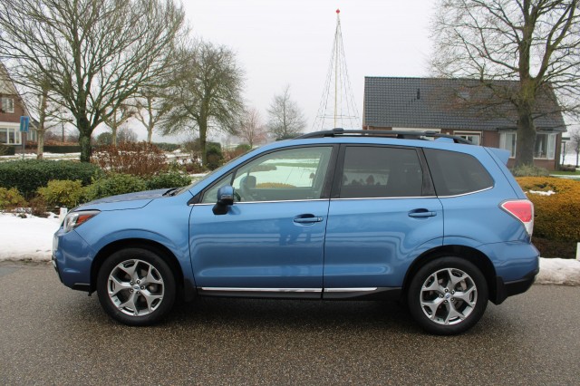 SUBARU FORESTER 2.5 PZEV 218pk AWD automaat leer/ECC/ACC/pano-schuifdak/lm velgen, Autobedrijf Roetert, Loenen